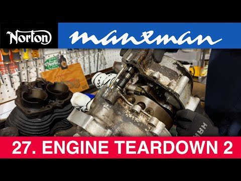 First Production 1961 Norton Manxman 650 restoration (27) Engine
