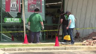 Car crashes into North Augusta O’Reilly Auto Parts building