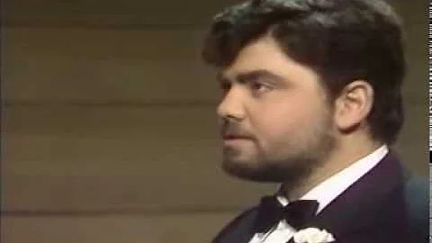 Lucio Caraccia - Luftblasenspucke...  1986