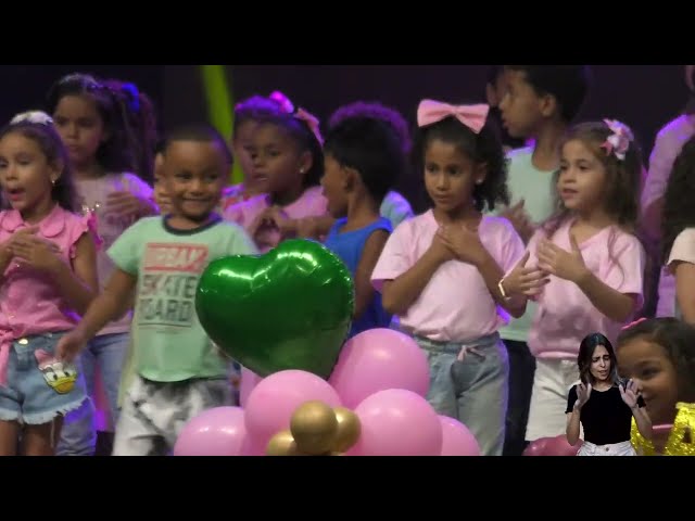 Dia das Mães - Apresentação Min. Infantil - Palavra com Ap. Ezequiel Teixeira - 12/05/2024 class=