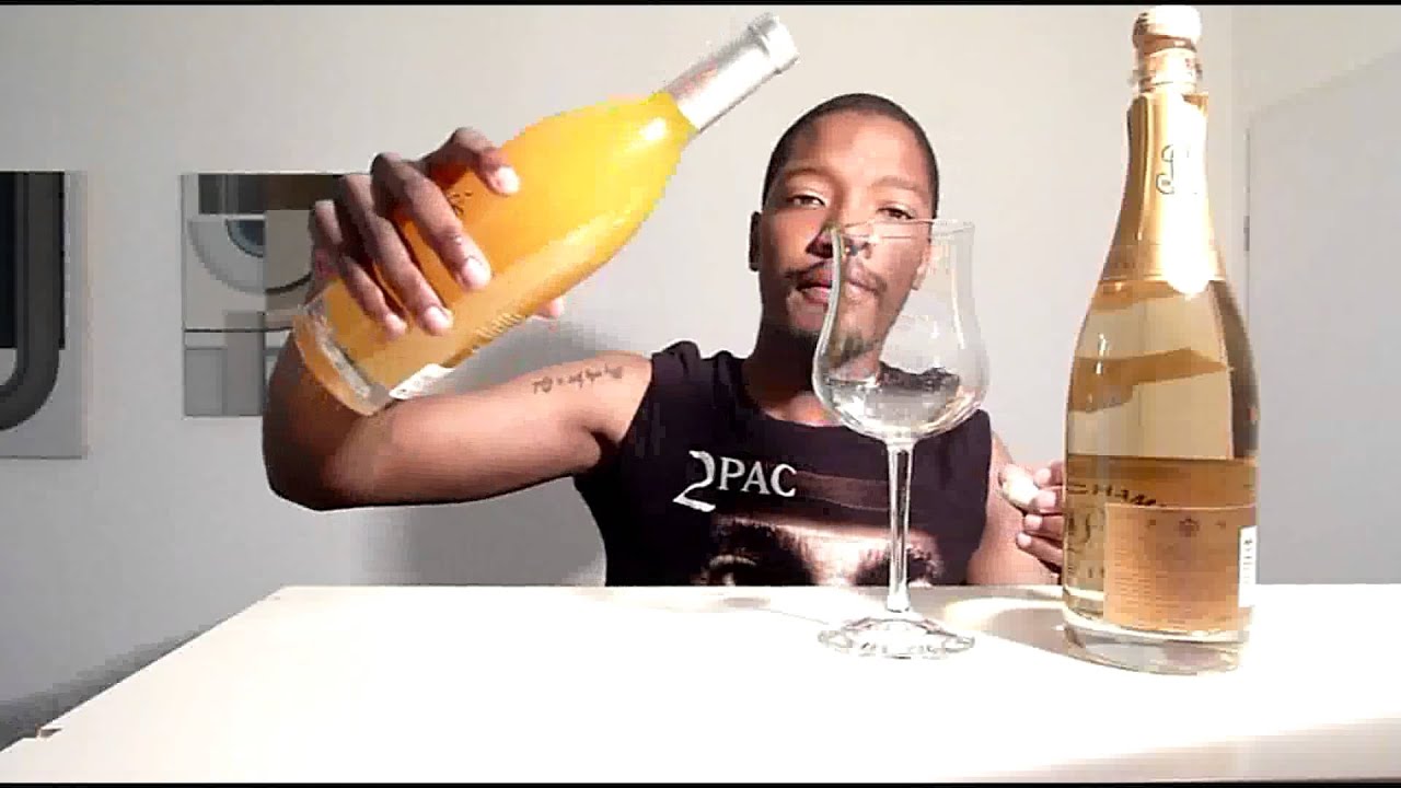 Tupac Thug Passion and Alize Gold Review #alize #hennessy #tupac  #thugpassion #cristal 