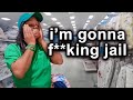 When Dumb Shoplifters Realize They’ve Been Arrested