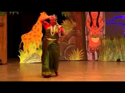 Bangalore bhavya dancing for the song amma naanu devaraney