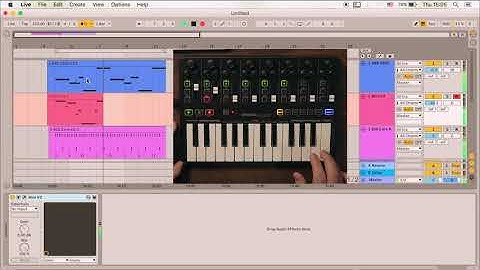 RELOOP KEYFATHER - компактная MIDI клавиатура с мини клавишами