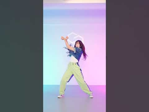 07년생이 추는 TWICE [트와이스] - <strong>SET</strong> ME <strong>FREE</strong> [셋 미 프리] #shorts Covered by 나예(NaYe)｜클레버TV