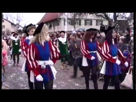 Elvirahh62’s upload preserves an older Narrentreffen recording from an 8 mm tape, with little editing. It offers an archival glimpse of a local carnival gathering and adds a community-tradition angle to the guide. The video was uploaded in 2011, but the recording’s event date is not firmly established here; it should not be used as a current calendar or schedule.