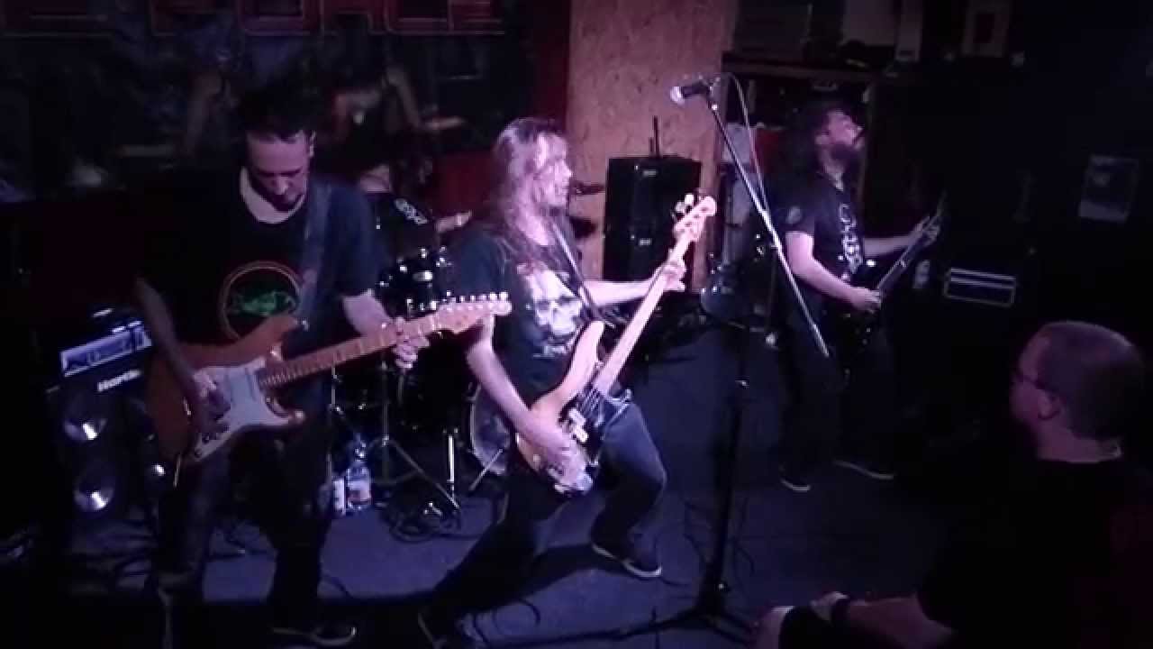 YouTube पर E-Force - Devoured (Live) 20.05.2014 देखें YouTube पर E-Force - Devoured (Live) 20.05.2014 देखें