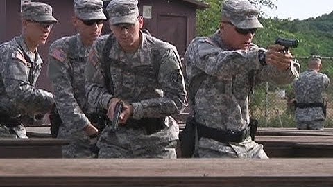 AFN Yongsan - AFN Korea Update - UNC Honor Guard Company Training