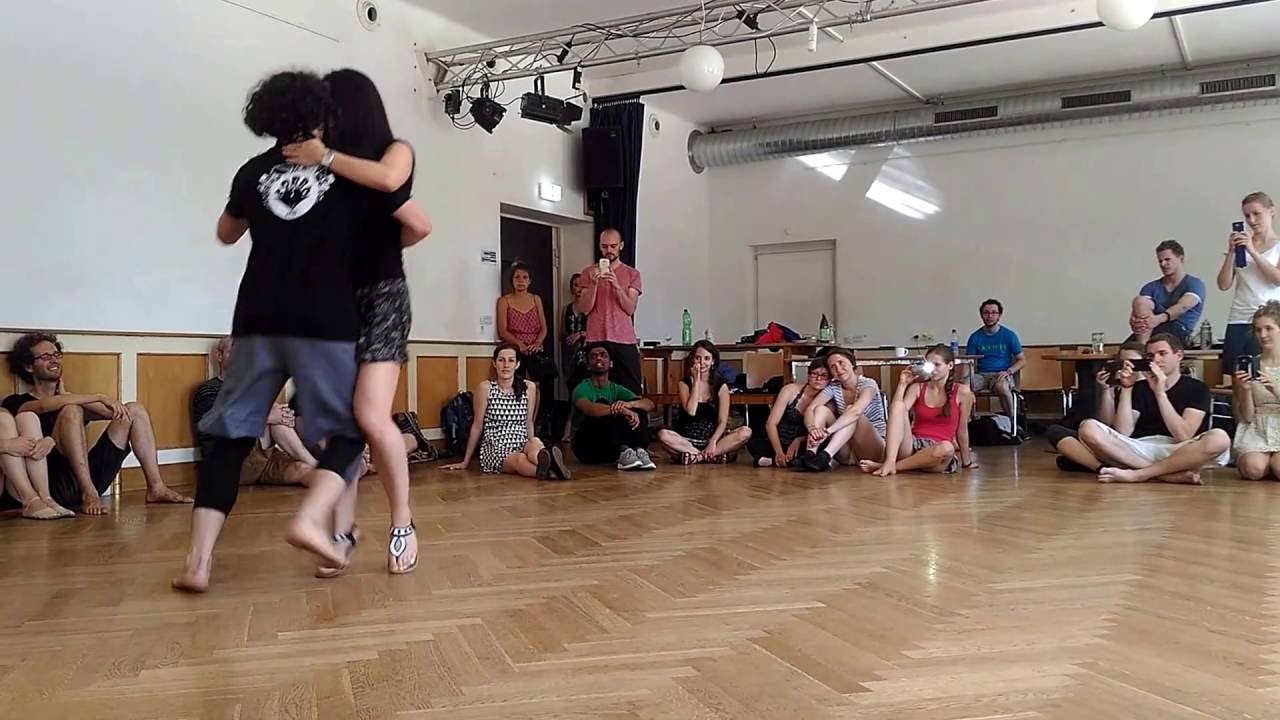 Anna Khan & Anax Caracol (forró brincado) for Forrózin Freiburg