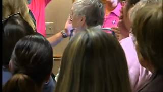 Romney supporters, protesters scuffle
