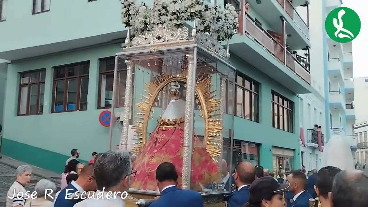 Despedida de Nuestra Señora de las Nieves en Santa Cruz de La Palma