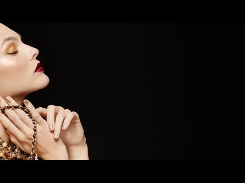 Video: Weihnachts Make-up Kollektion Maximalisme De Chanel
