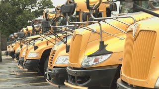 Rockford Public Schools hosts meet your bus driver event ahead of school year