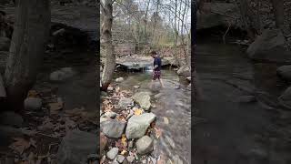 KAMPTA soğuk su keyfi.. #şişmeçadır #çadır #kamp #doğa #camping #akarsu #manzara #freecamp