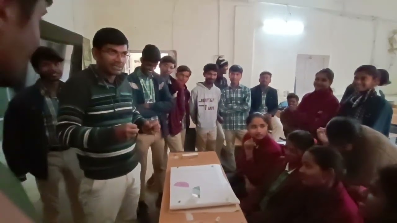 प्रिज्म के पदार्थ के अपवर्तनांक ज्ञात करने का प्रयोग By-HARERAM SIR