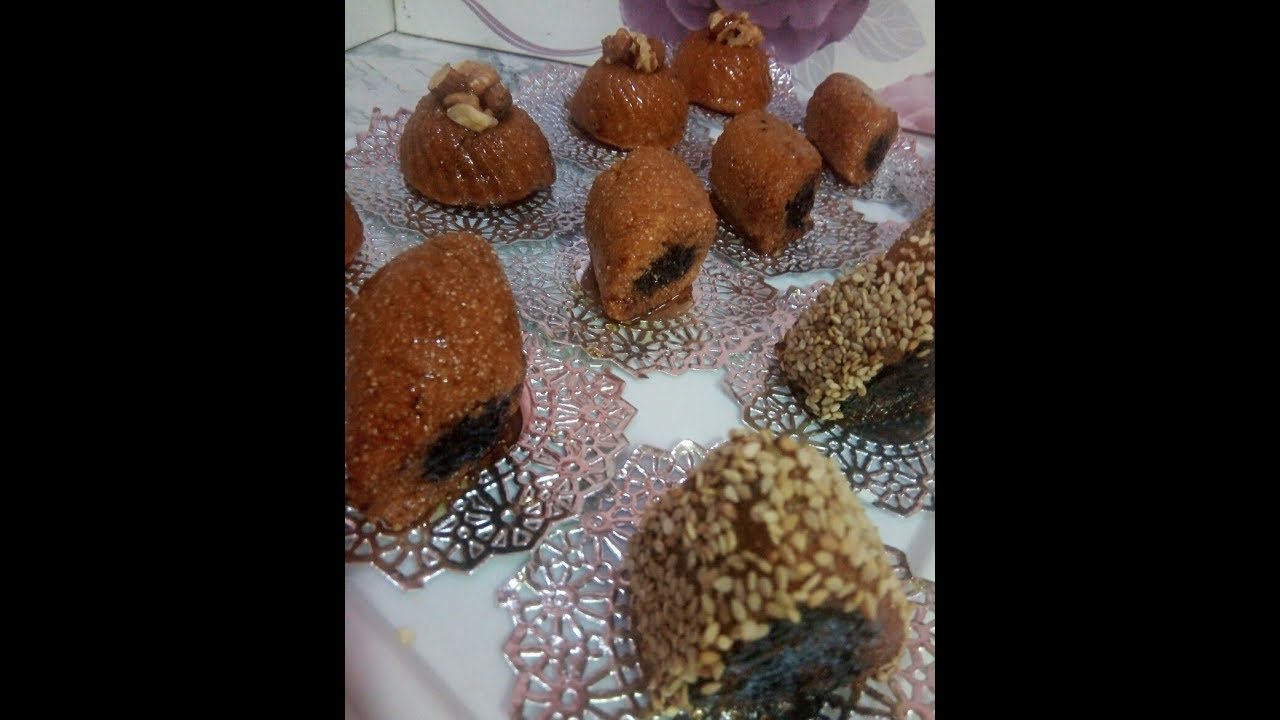 مقروظ المقلة ب 3 اشكال قلبو معسل و يدوب فالفم مع طريقة عجن الغرس  يجيك طري وماييبسش