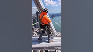 Amazing construction worker, installing pillar at incredible height, most satisfying dangerous job