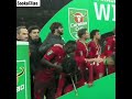 Mane asked Minamino not to spray champagne so he put it back down ❤️