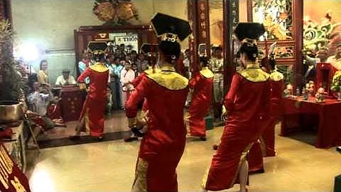 Le hoi Nghinh Ông 2012-ep2_2