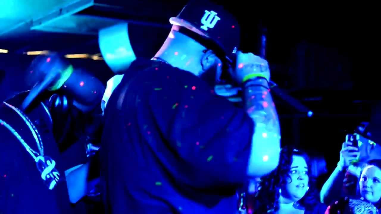 Obejrzyj Big Jay and Dutta Show w YouTube Obejrzyj Big Jay and Dutta Show w YouTube