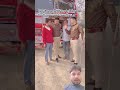 वर्दी सिर्फ कानून नहीं, हालात भी संभाल लेती है।#truck#truckdriver#help#water#humanity