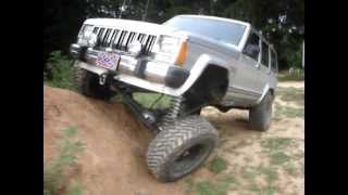 Jeep Cherokee Flex Test 6.5 Rough Country Long Arm Kit With 35's