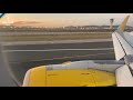 Airbus A320 Landing - Reverser action