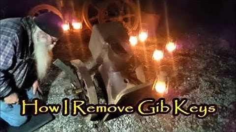 How I Remove A Gib Key ( hit and miss engine ) flywheel removal