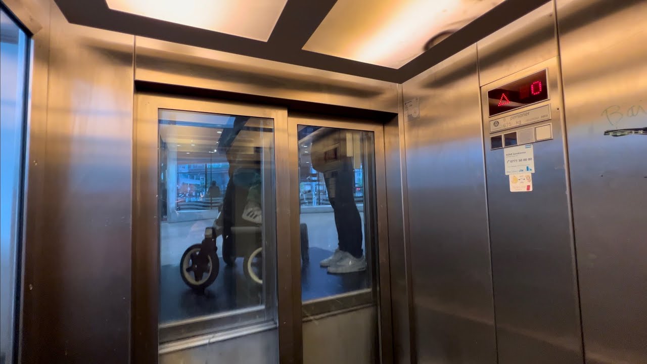 2003 ThyssenKrupp MRL Traction Elevator @ Sergelgången, Stockholm, Sweden.