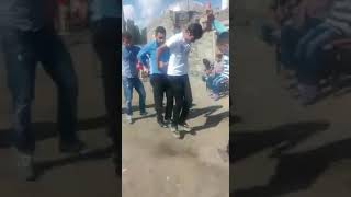 Halay Dedin Mi Böyle Oynanır