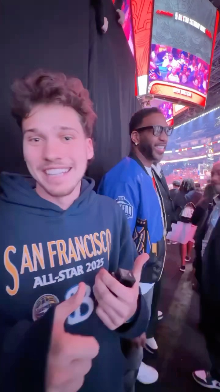 Jesser was front and center all night, including being the NBA ID Member Rep for #ATTSlamDunk ?