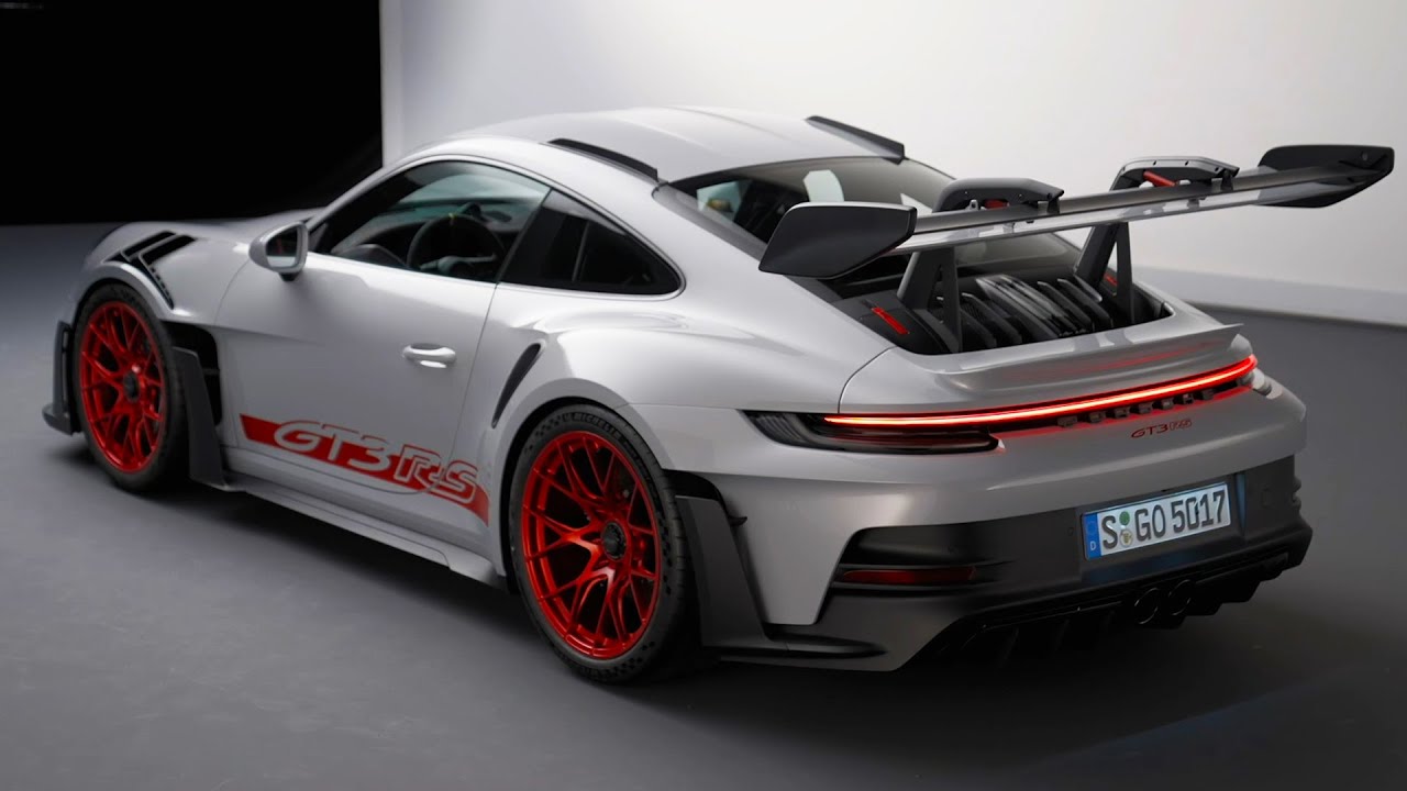 What are the Available Features of the 2023 Porsche 911 GT3 RS? [VIDEO] -  Porsche Santa Clarita