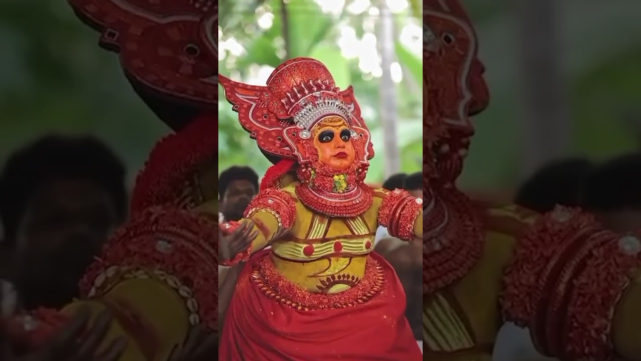 Vayanattu kulavan theyyam 