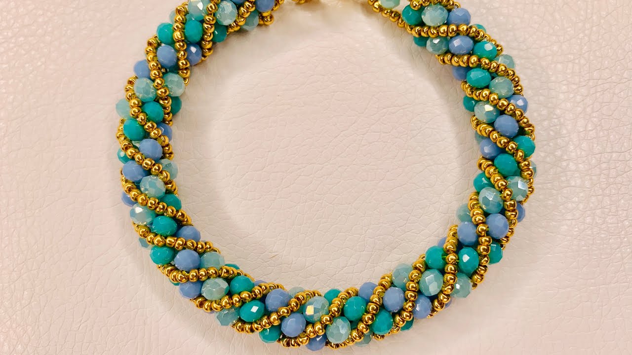 Russian Spiral Stitch 💎 #beadedbracelet #beadingtutorial