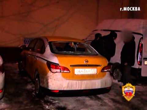 Сотрудники Московского уголовного розыска задержали подозреваемых в серии грабежей