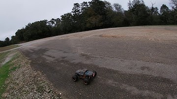 Redcat Rampage MT carnage  Broke another axle pin