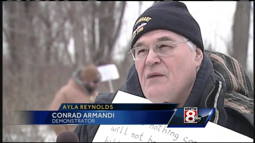 Trista Reynolds presses police in daughter's disappearance YouTube