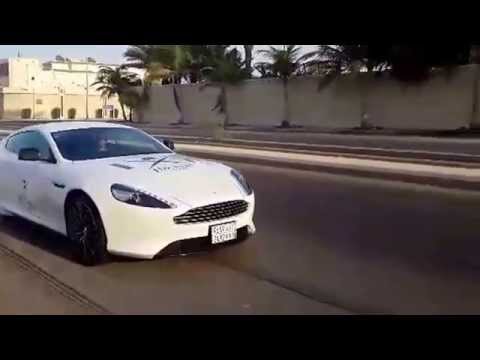 aston-martin-v12-vantage-burnout-out-and-drift-,-in-jeddah-,-with-aston-martin-ksa