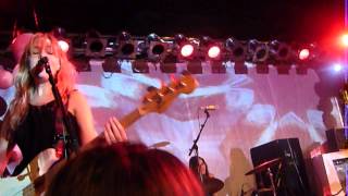 Kate Nash - Conventional Girl (Live im Frannz Club Berlin 28.09.13)