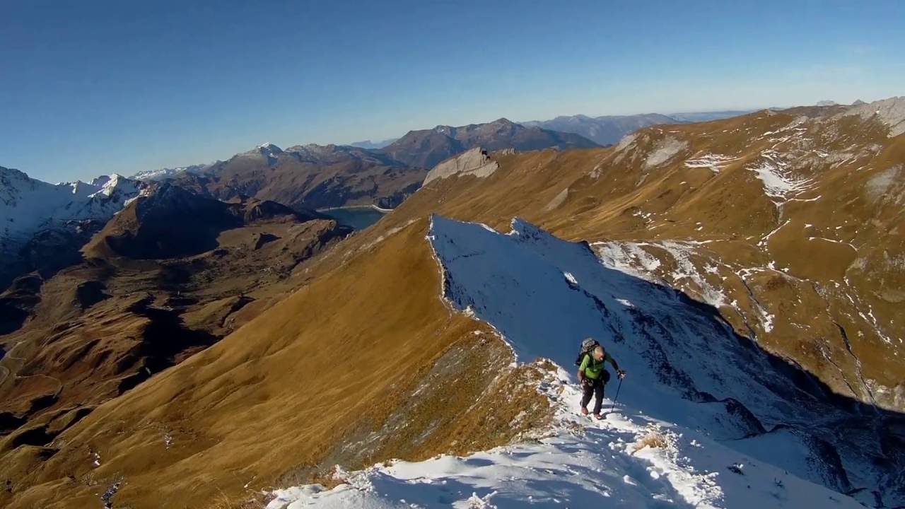 Le Refuge Du Col De La Croix Du Bonhomme Par La Crete Des Gittes