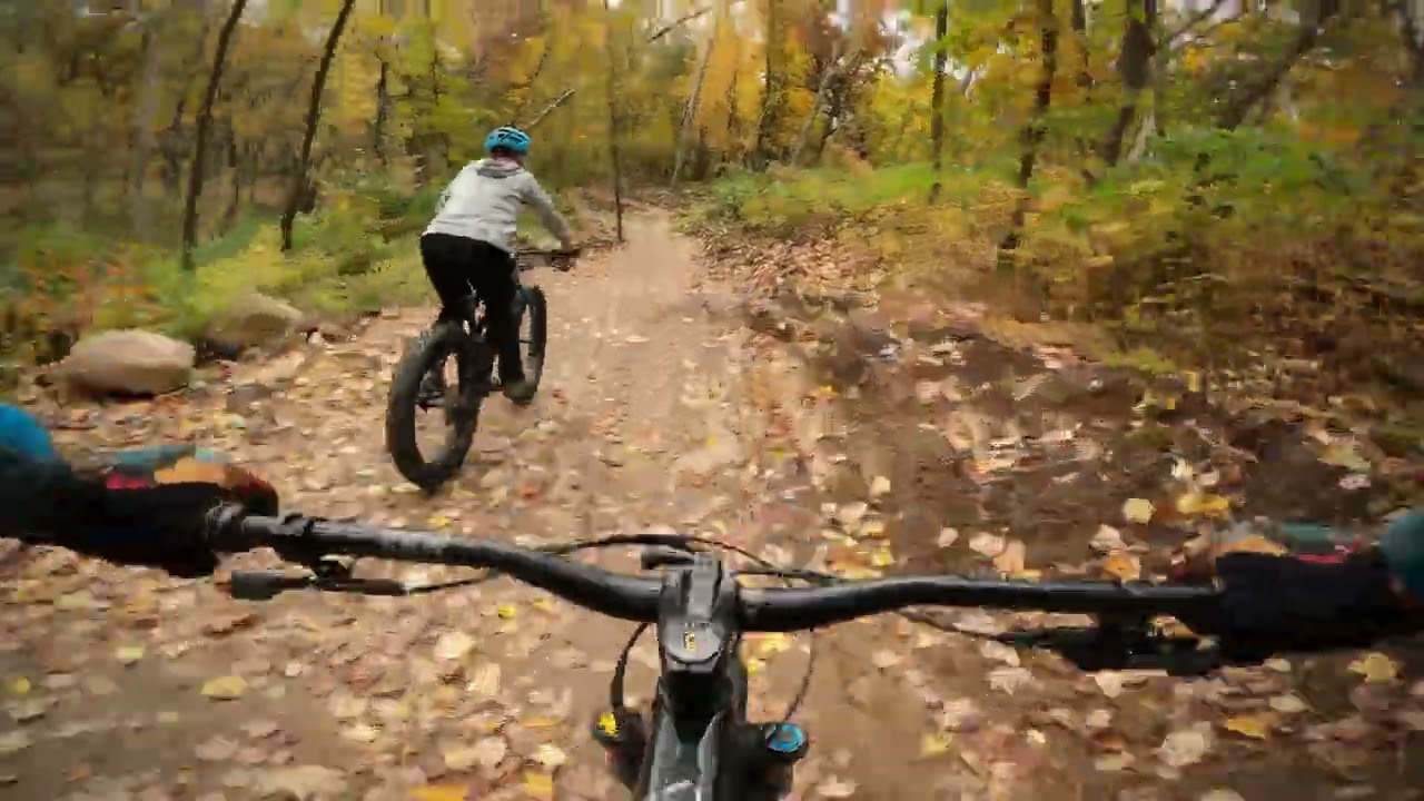 First MTB ride on her new Trek Farley 5 | Trek Remedy 8