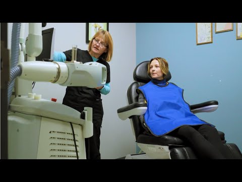 Skin Cancer Patient Discusses Mohs & Image-Guided SRT Treatments - video from SkinCure Oncology