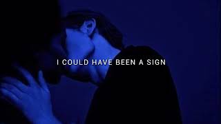 The 1975 - I couldn´t be more in love (lyrics)