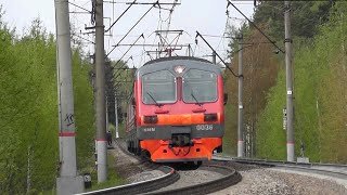 Электропоезд ЭД4М-0036 с сообщением Поварово-ll - Детково.