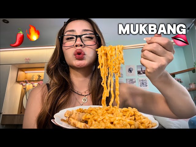 ASMR Mukbang Comiendo Spicy Noodles (Ramen picante)🔥 🍜