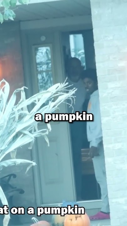 inappropriate-pumpkin-carving-prank-funny-comedy-prank-shorts
