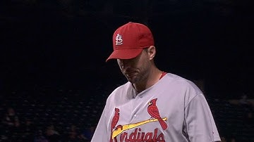 STL@CHC: Wainwright fans eight to earn 20th win