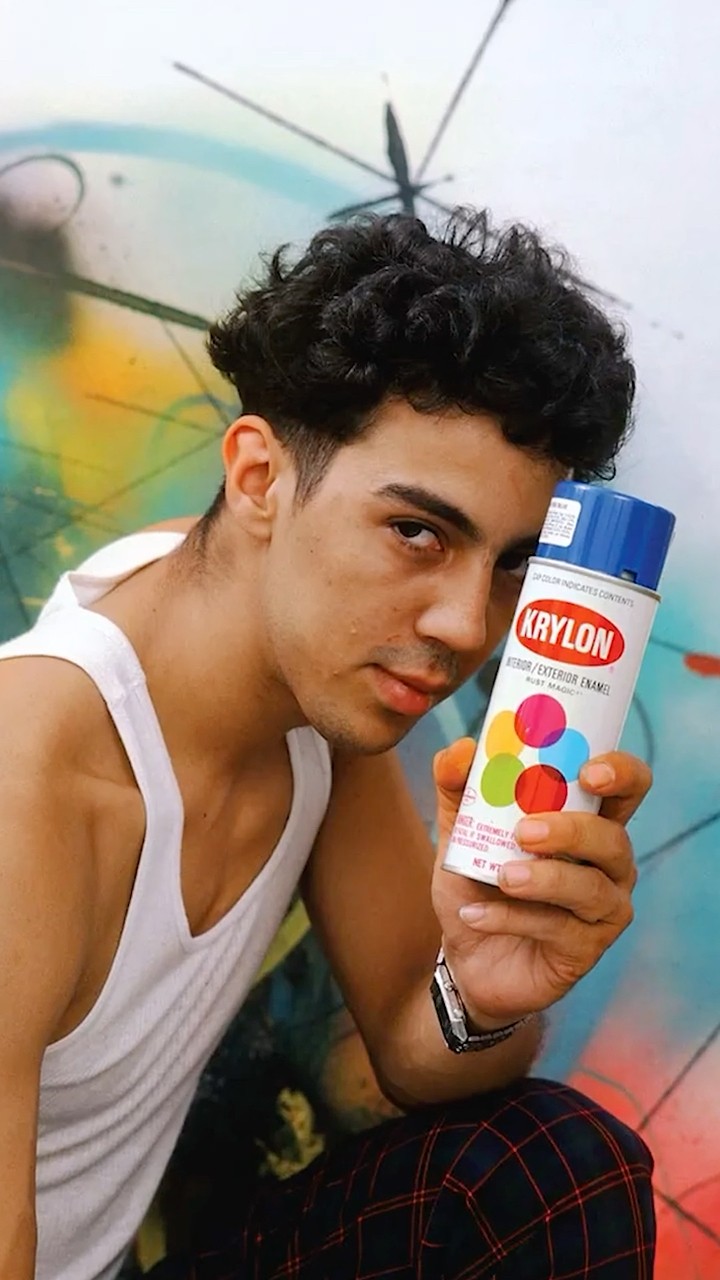 A Graffiti Pioneer: Futura 2000 - YouTube