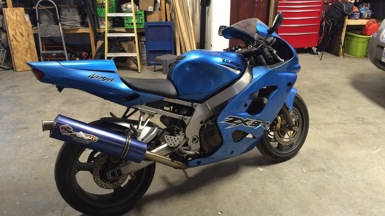Picked up an '03 ZX9R, and finished the Escape - YouTube