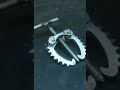 Olha essa ferramenta. Já salva esse vídeo pra você fazer depois.#ferramentas #serralheria #welding #